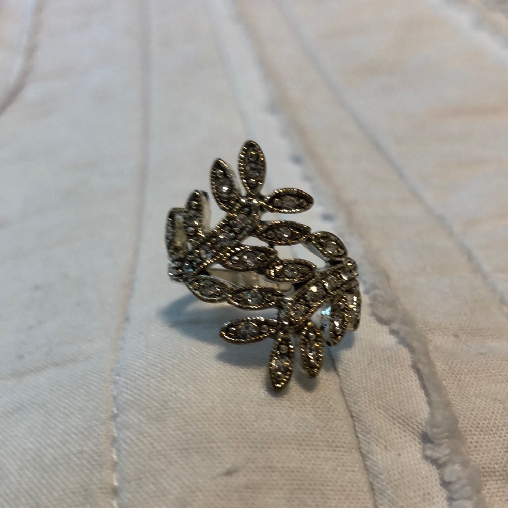 Silver Plated Rhinestone Leaf Ring - image 2